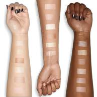 PALETAS DE ILUMINADORES BORN TO GLOW HIGHLIGHTING PALETTE