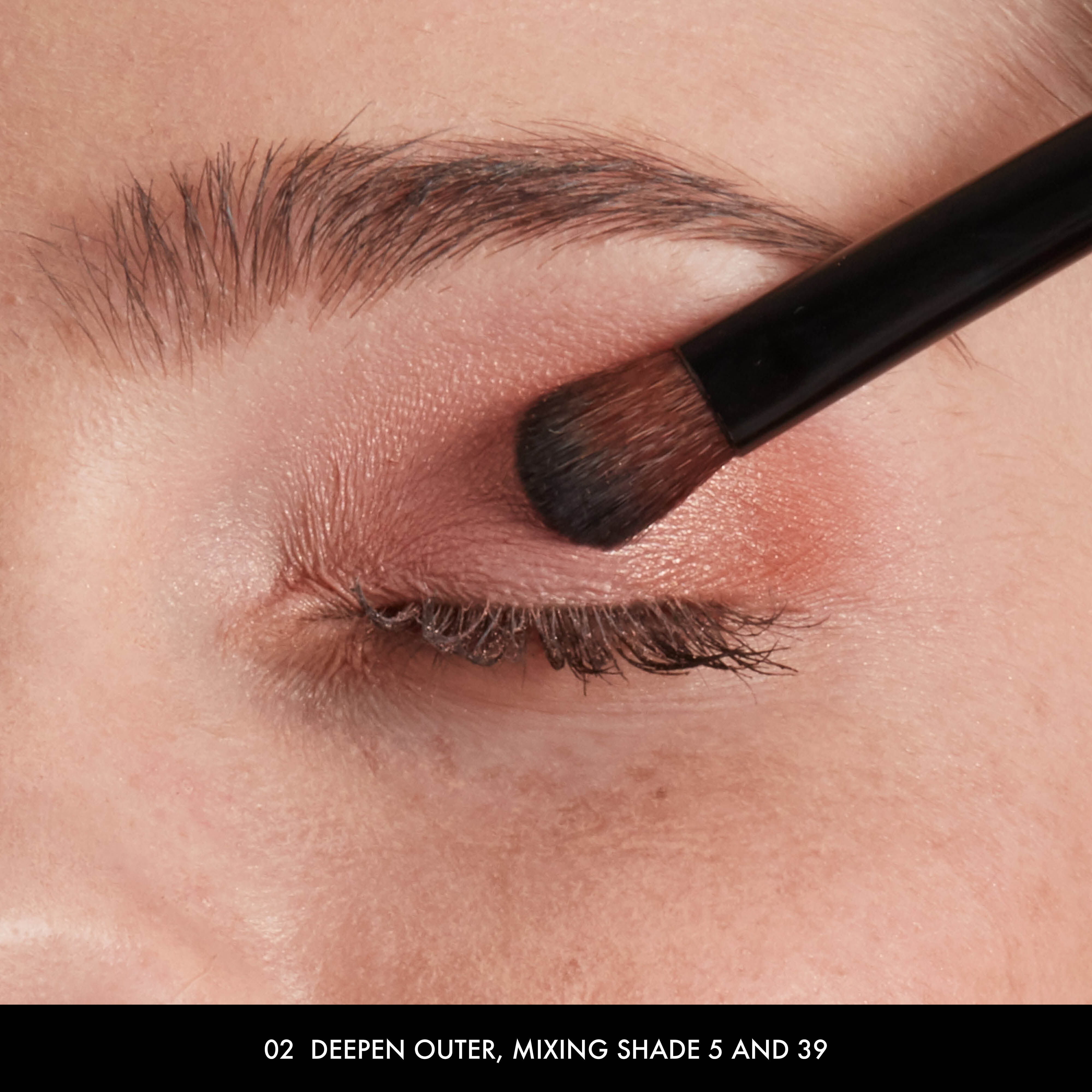 PALETA DE SOMBRAS ULTIMATE SHADOW UTOPIA  40 PAN