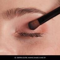 PALETA DE SOMBRAS ULTIMATE SHADOW UTOPIA  40 PAN